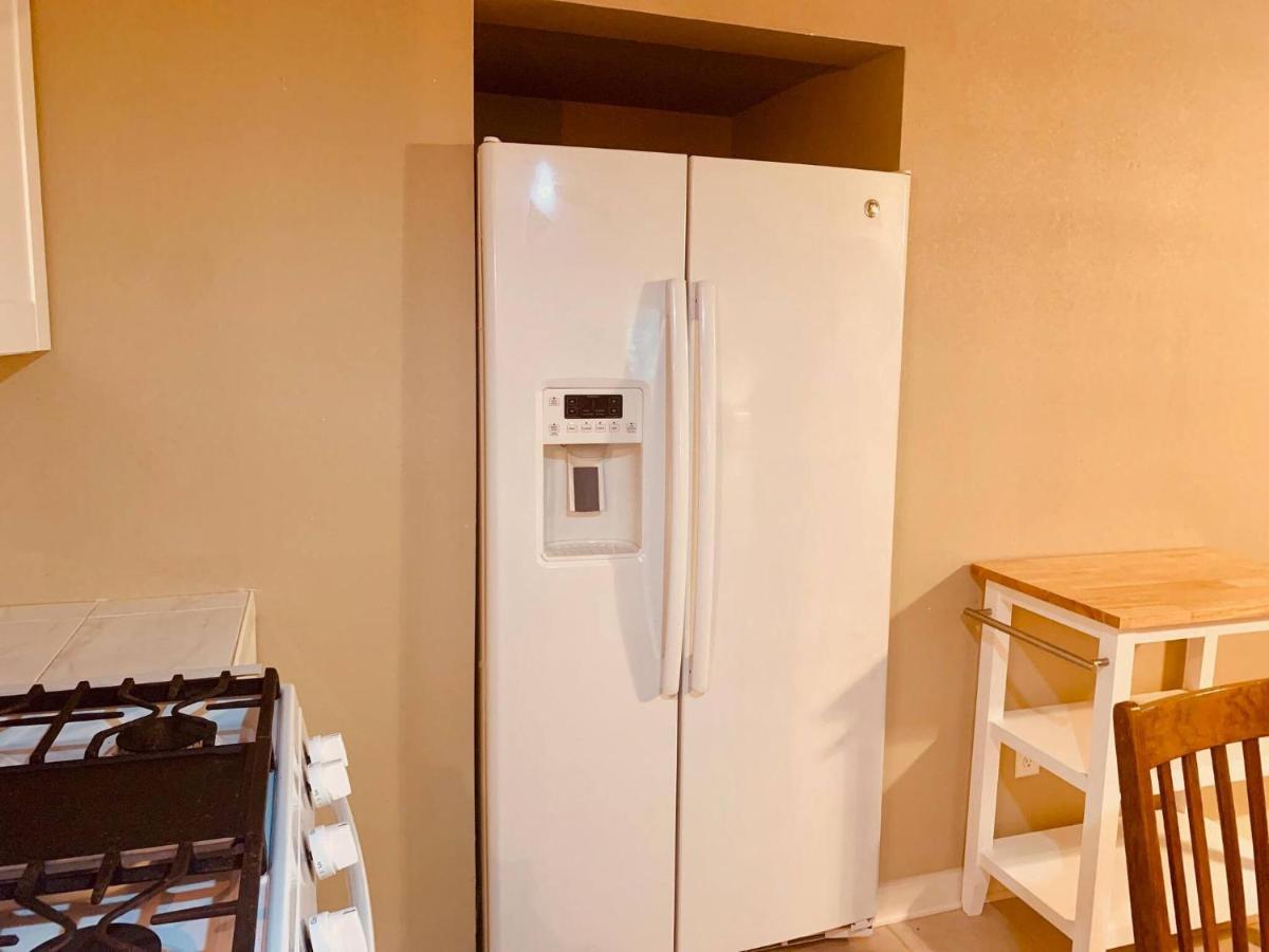 Elm Street Cottage Сегин Экстерьер фото